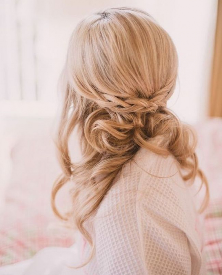 Half Up Wedding Hairstyles For Long Hair 2