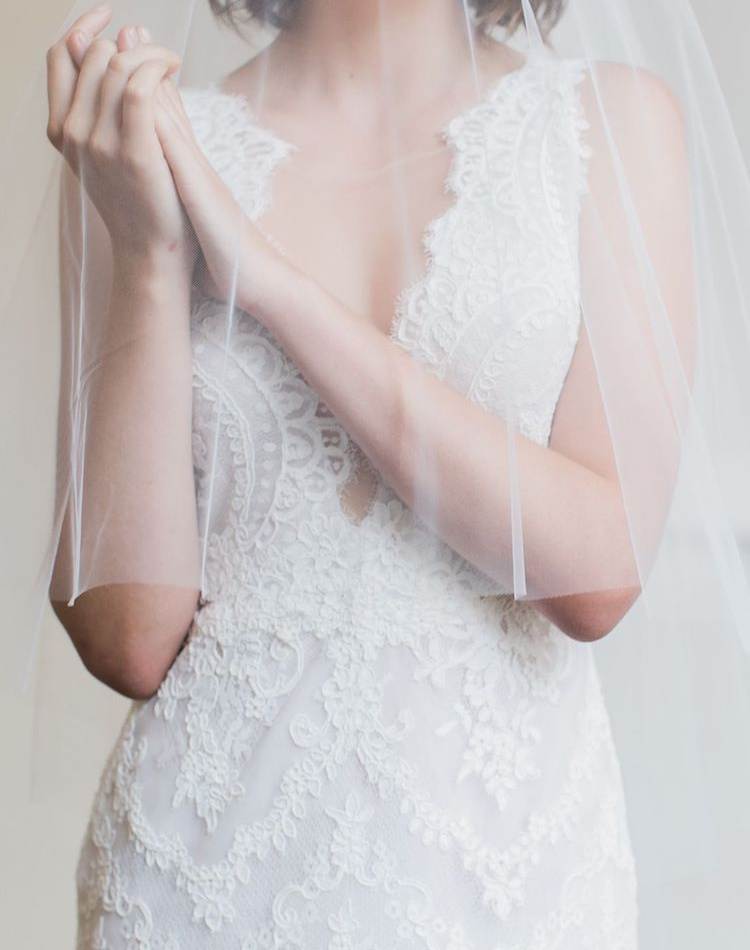 How To Elope With A Wedding Veil Short Veils 5