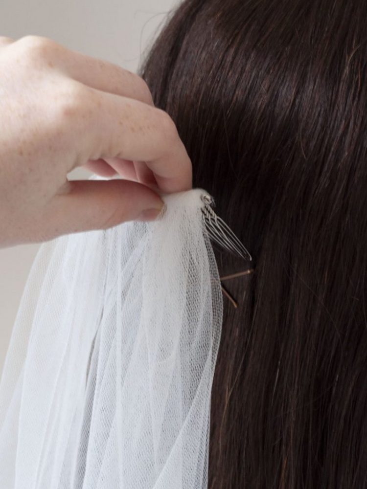 How To Fit A Wedding Veil