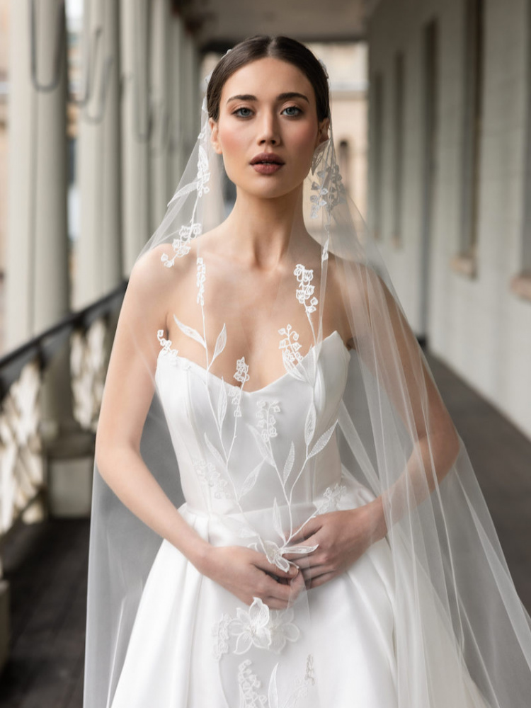 MAY LILY Lily of the Valley wedding veil