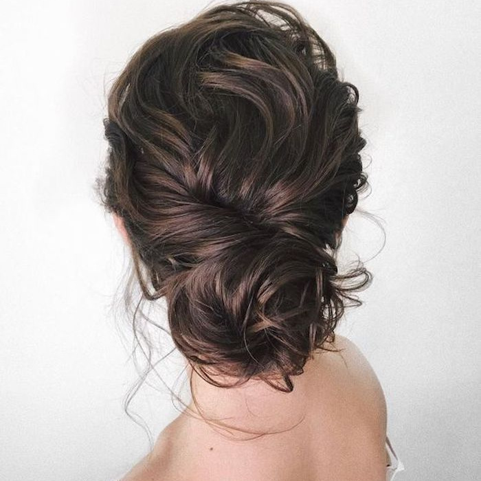 27 simple and stunning wedding hairstyles you'll love | Tania Maras