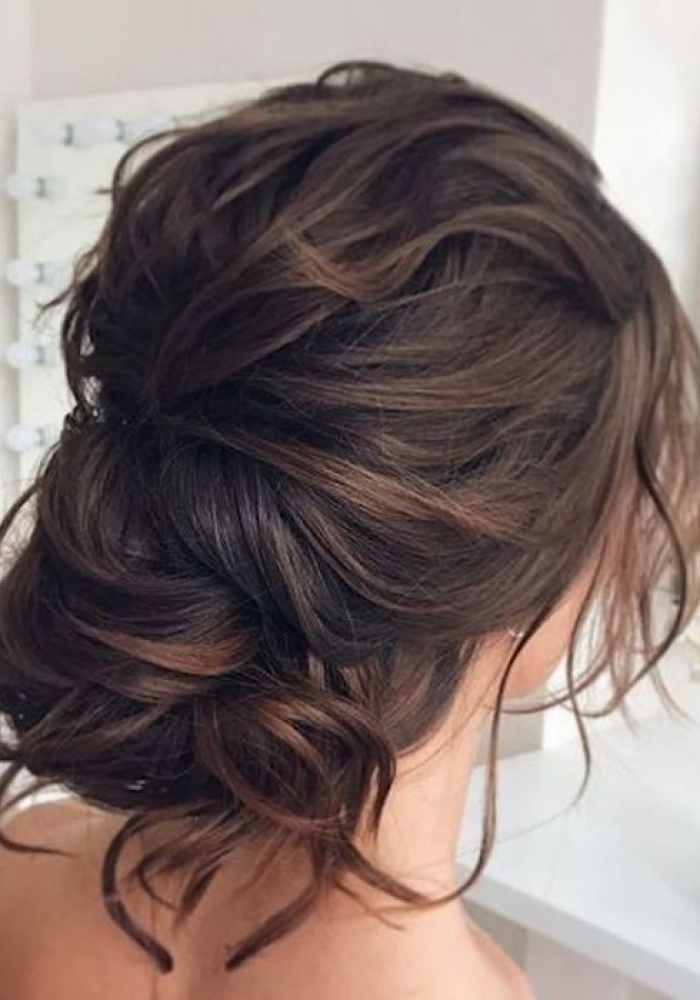 Loose Updos Simple And Stunning Wedding Hairstyles You'll Love 8