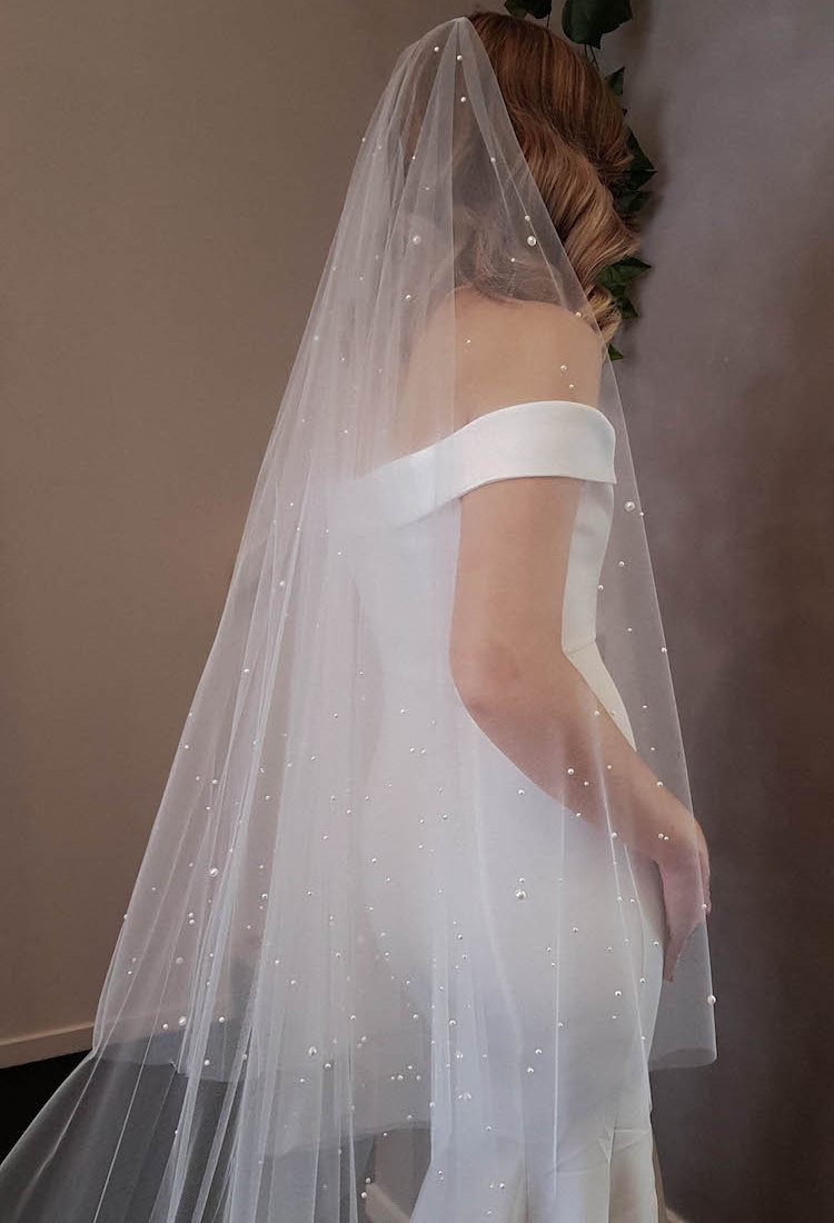 Nadia Long Pearl Bridal Veil 17.jpg