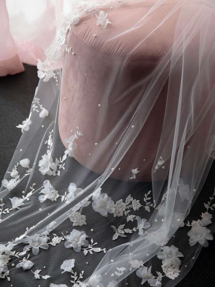 Our Guide To Cleaning A Wedding Veil 2