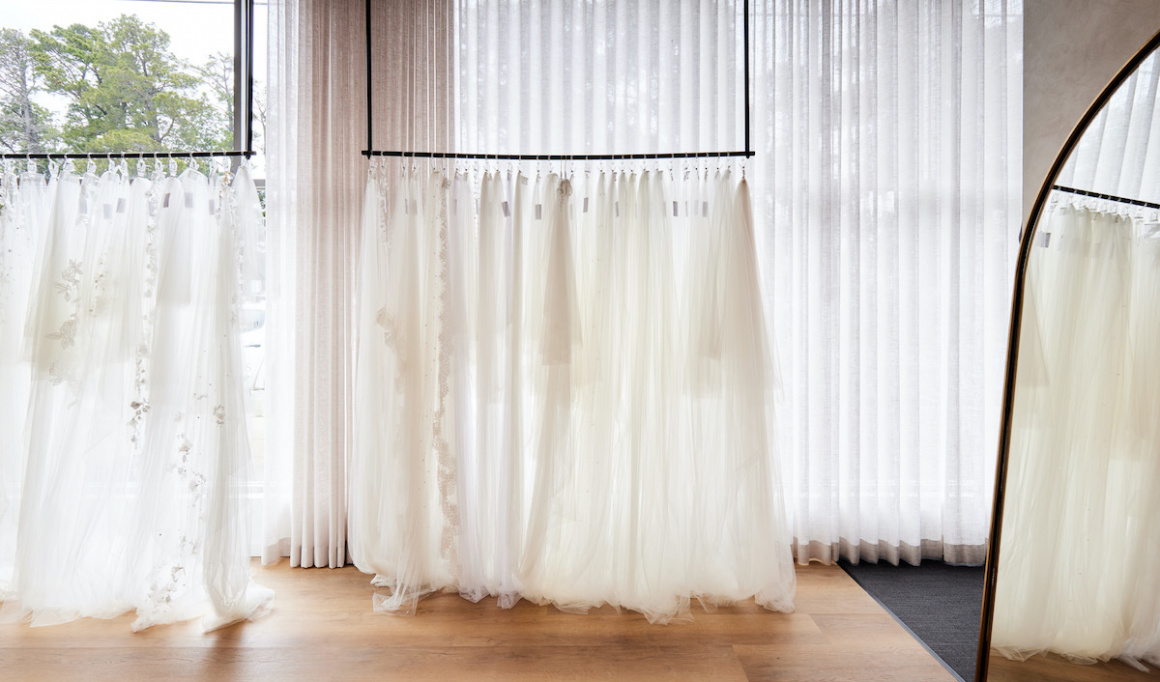 Our Guide To Cleaning A Wedding Veil 8