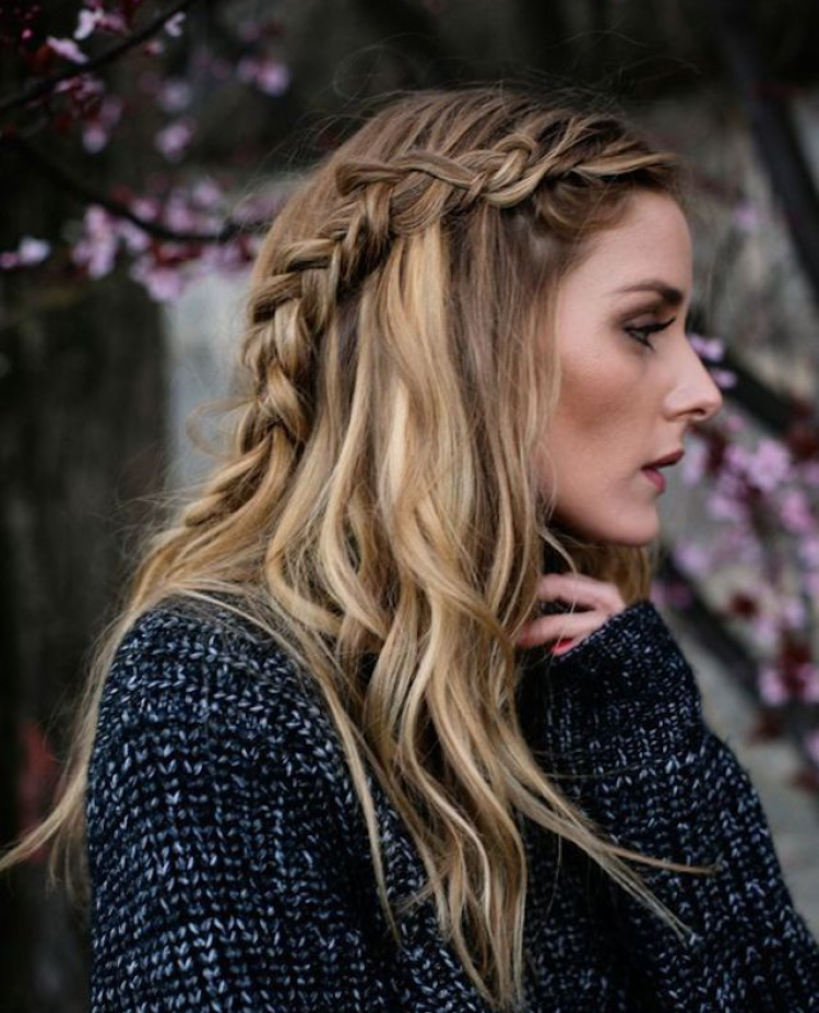 Side Braid Loose Hair 2018 Wedding Hair Trends