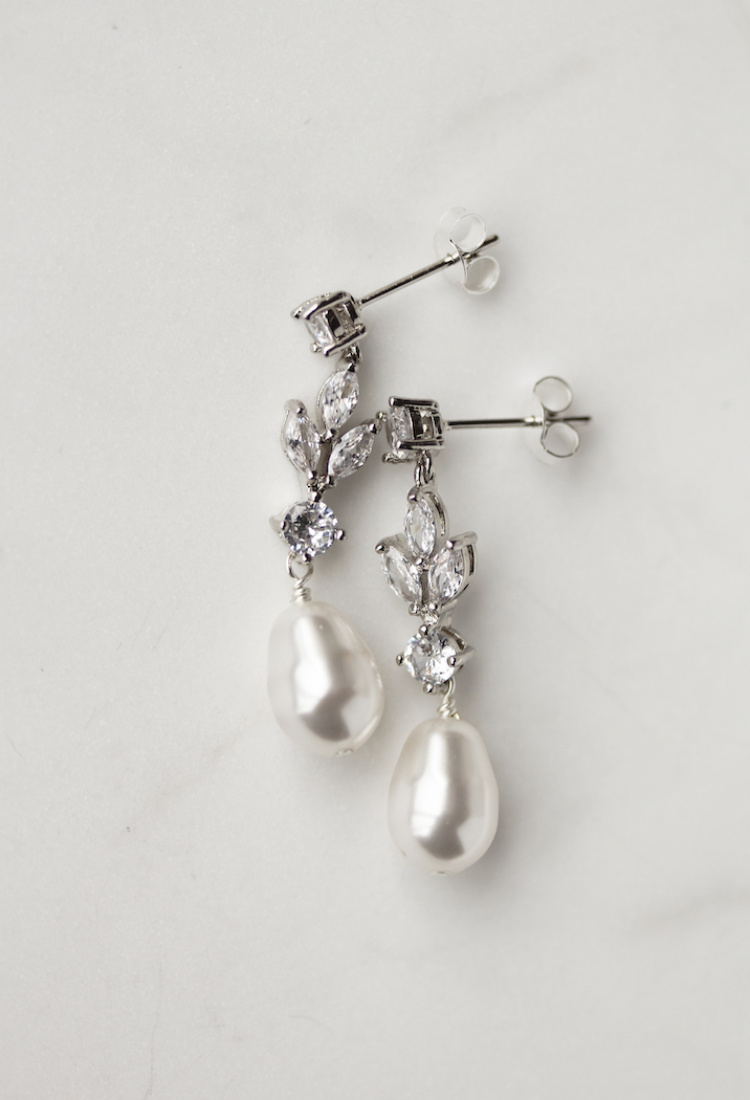 Tulip Crystal Pearl Drop Earrings 1.jpg