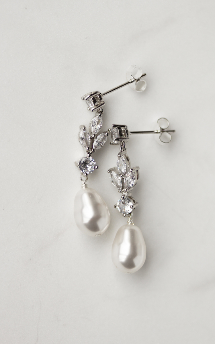 Tulip Crystal Pearl Drop Earrings 1.jpg