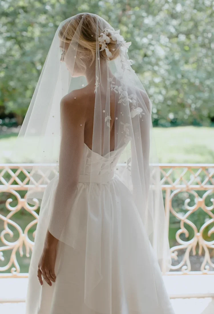 Weeping Cherry Short Wedding Veil 7