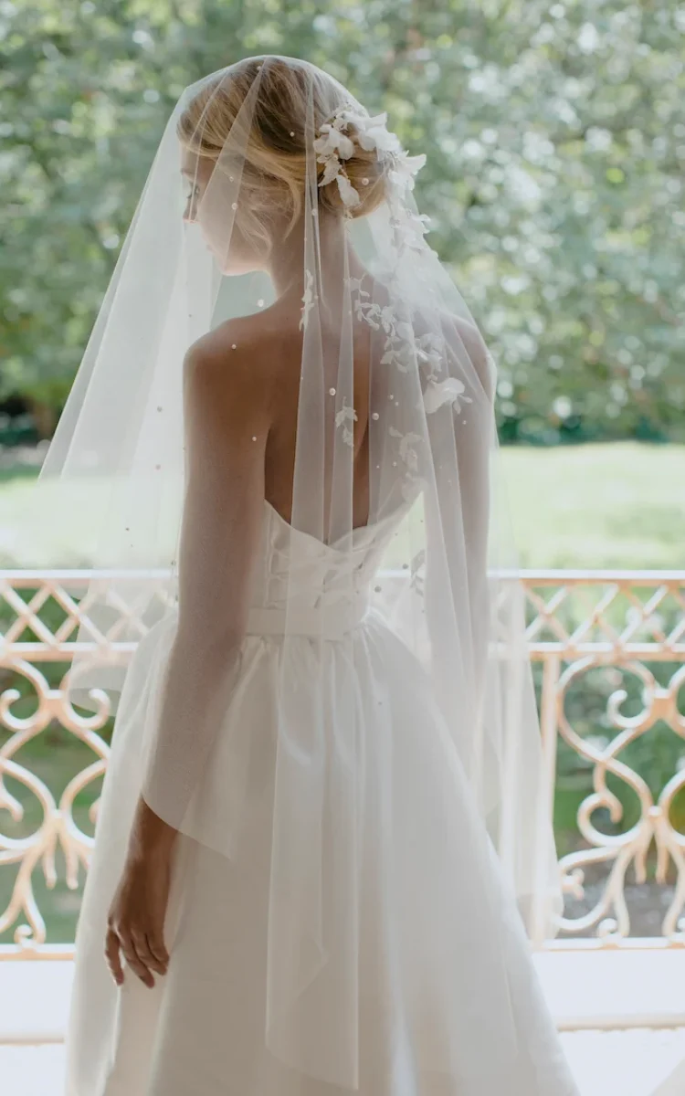 Weeping Cherry Short Wedding Veil 7