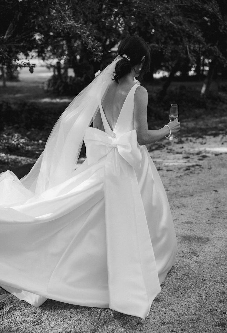 Wedding Dress With Bow And Long Veil 12