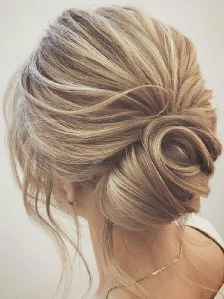 Wedding Hair Trends For 2019 Textured Twists 3