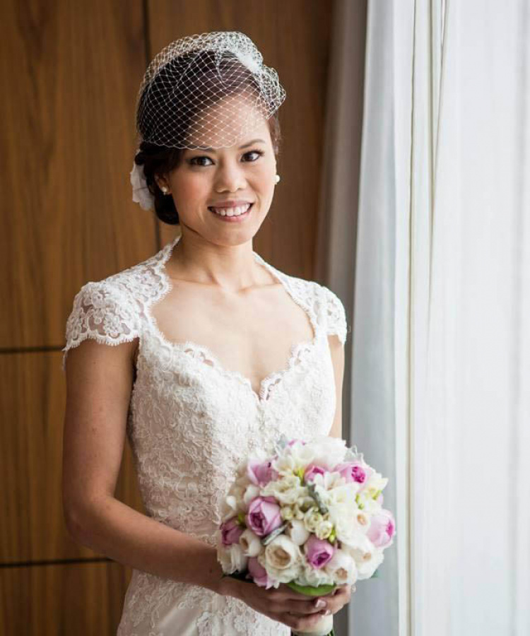 Bride Kim Abbey Birdcage Veil And Louisa Flower.jpg