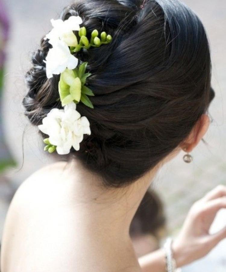 Side Braided Bun With Flowers.jpg